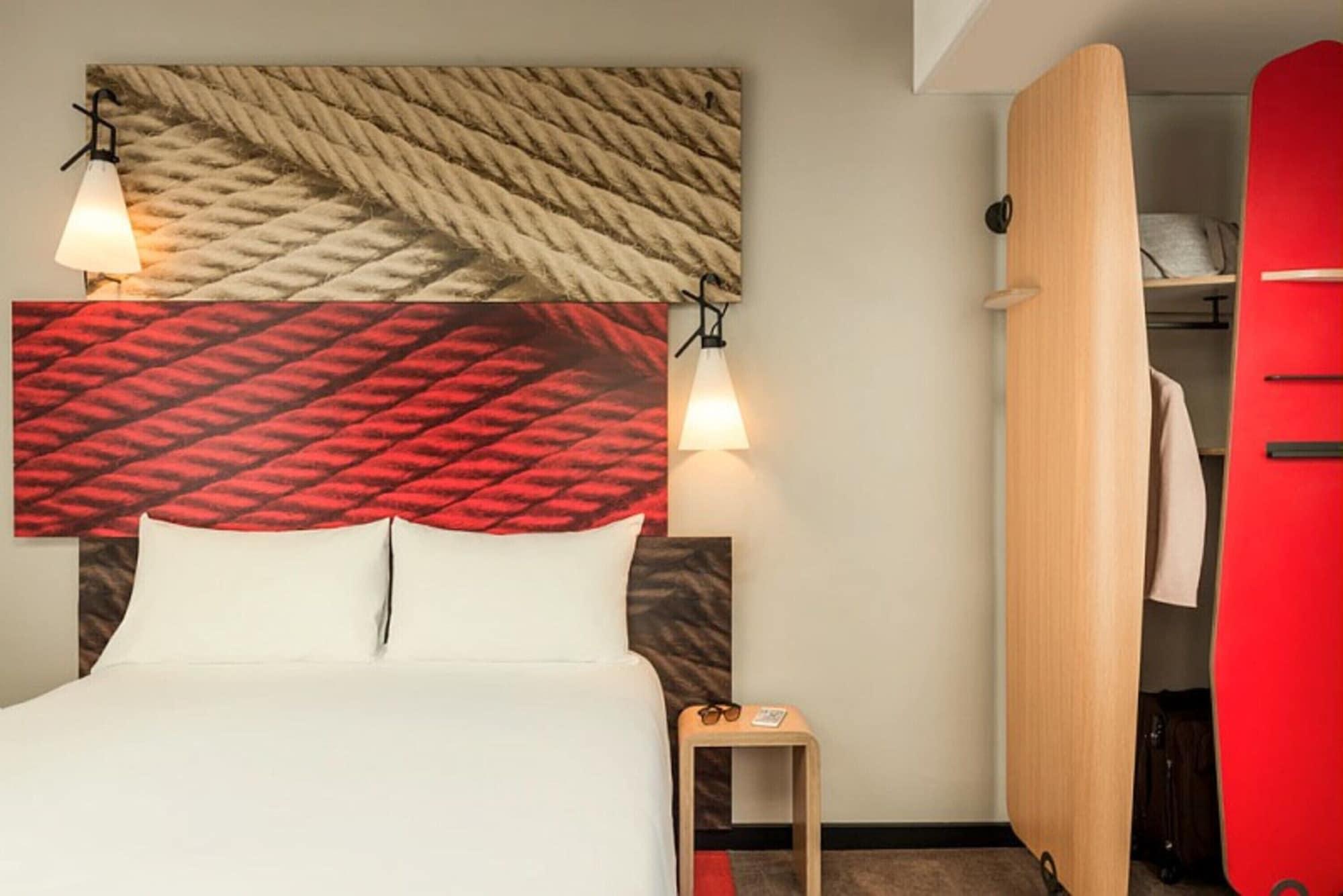 ไอบิส บอร์โดซ์ ซองทร์ บาสติด Hotel ภายนอก รูปภาพ